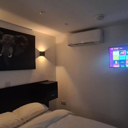 Home Away From Home! Pont Yates Extérieur photo